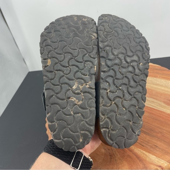 Birkenstock Gizeh leather Thong Sandals - Black, 36 (US 5-5.5) regular width - Picture 7 of 7
